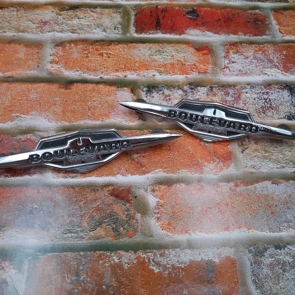 Suzuki Boulevard Gas Tank Badges